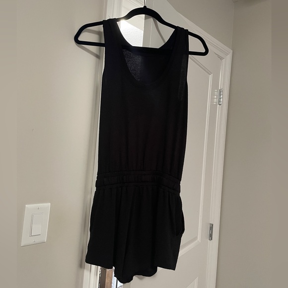 Aritzia Wilfred Free Romper - Picture 2 of 3